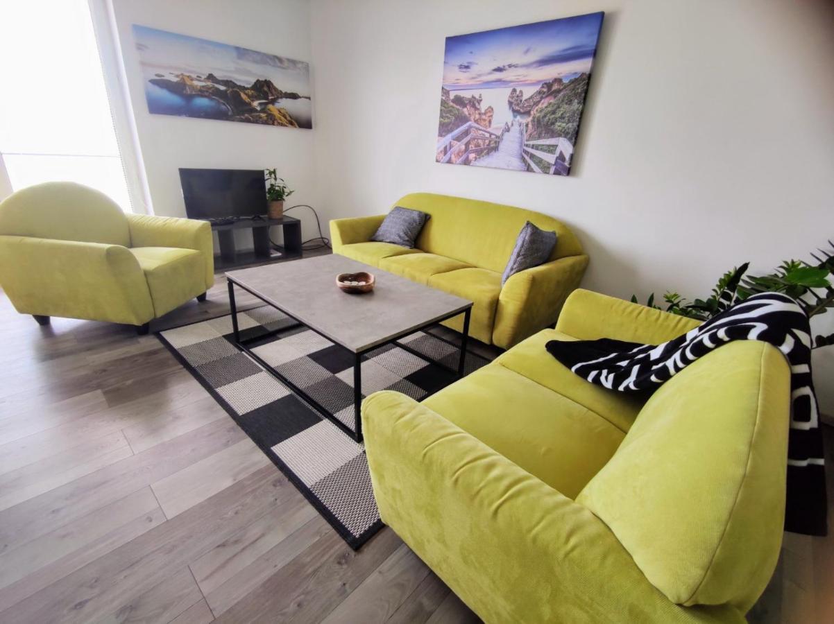 Comfort Apartment For 6 & Loggia & Free Parking Жиліна Екстер'єр фото