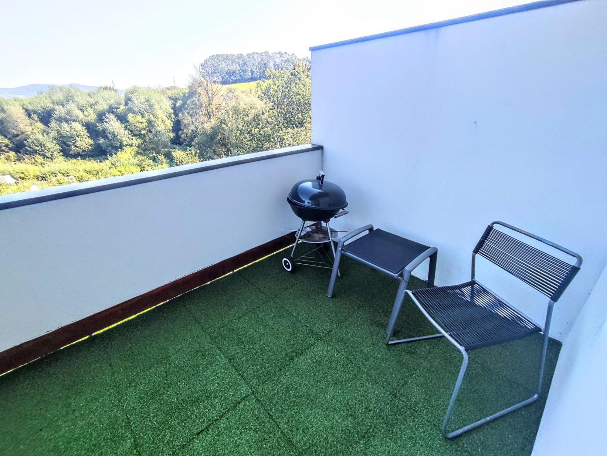 Comfort Apartment For 6 & Loggia & Free Parking Жиліна Екстер'єр фото